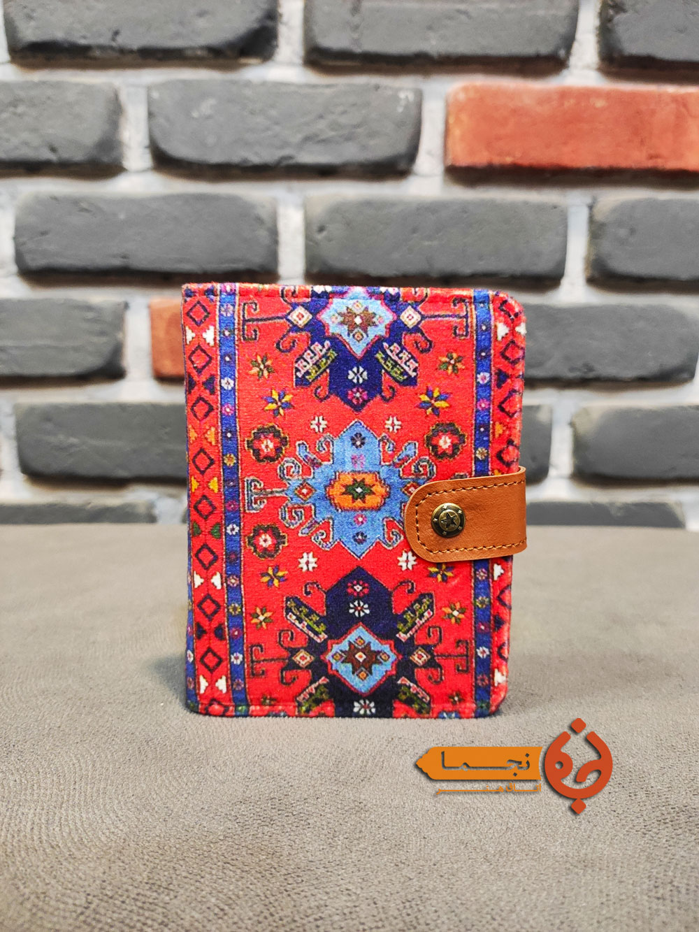 KPDC03 کیف پول کتی دکمه دار طرح سنتی