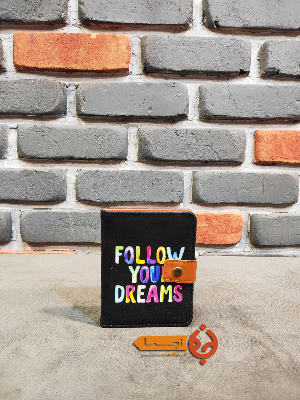 KPDC34 کیف پول کتی دکمه دار طرح follow your dream